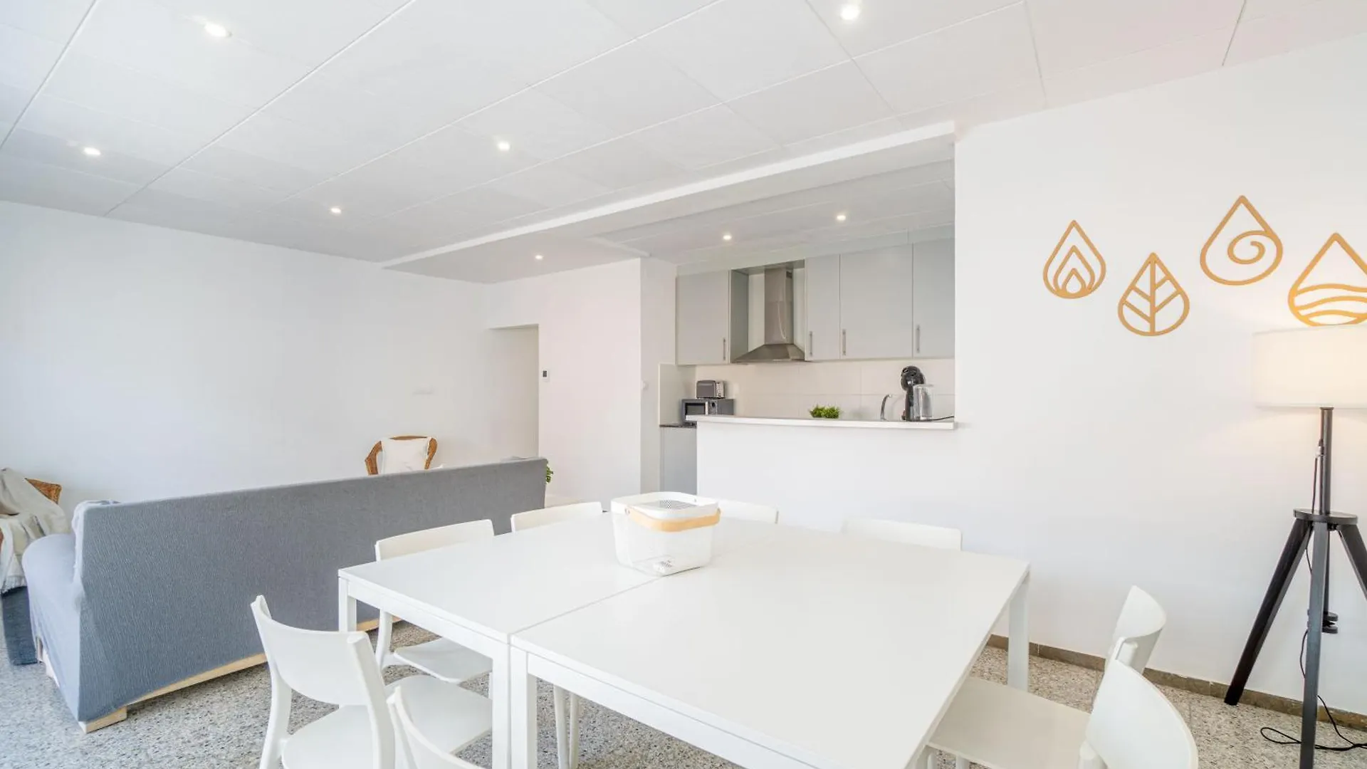 Roses Center 6 Apartman