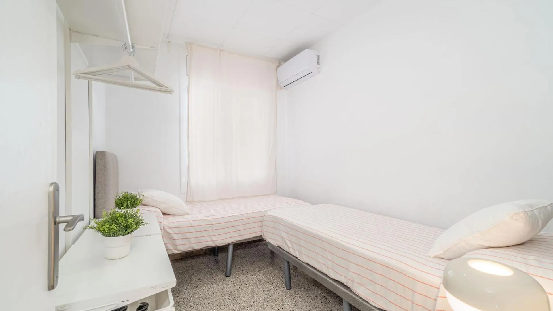 Roses Center 6 Apartman Spanyolország