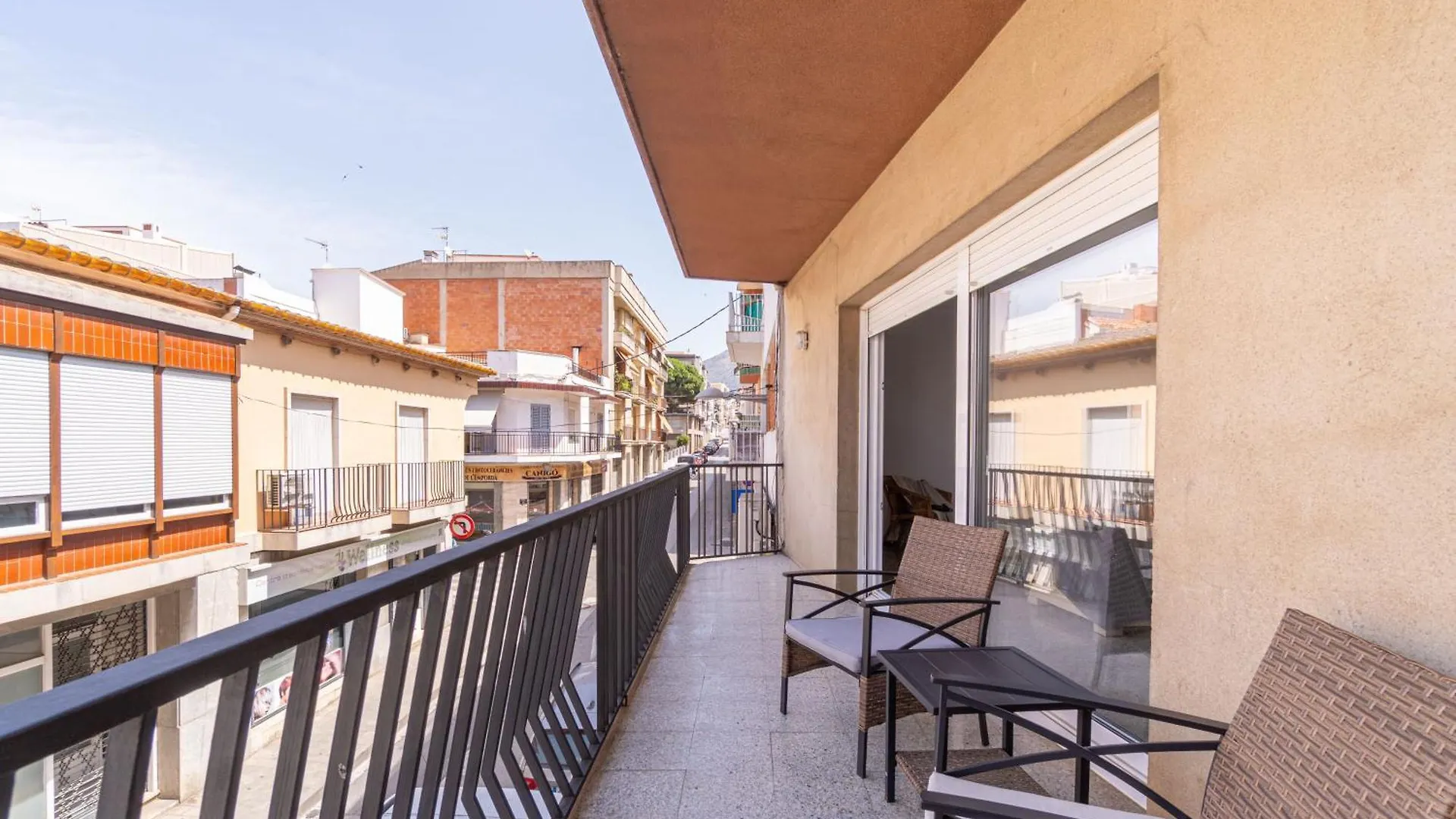 Roses Center 6 Apartman
